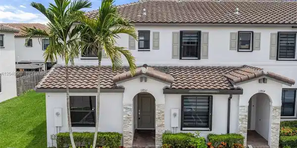 11860 SW 245th Ter