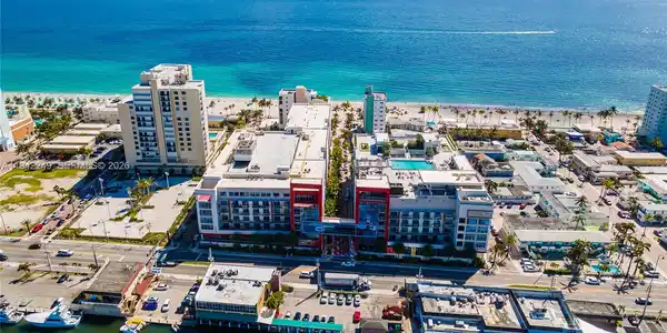 777 N Ocean Dr