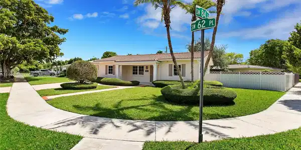 8335 SW 62 Pl