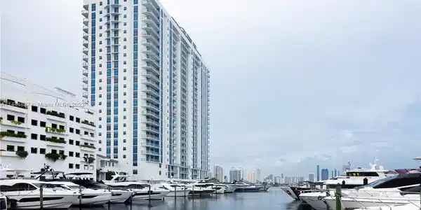 17301 Biscayne Blvd Unit 1607
