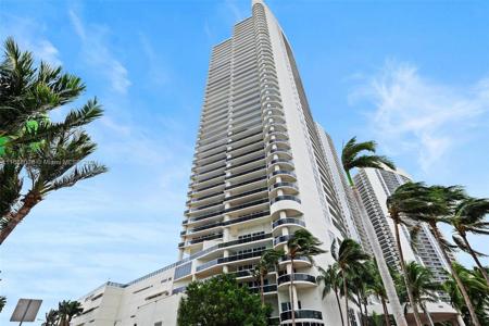 1800 S Ocean Dr
