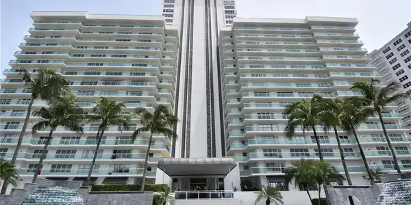 3900 Galt Ocean