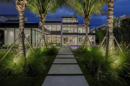 119 N Gordon