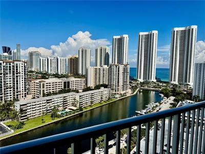 300 Bayview Dr