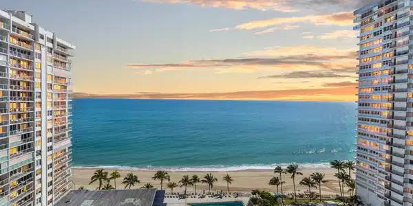 4300 N Ocean