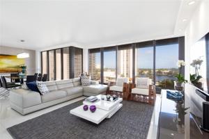 20281 E Country Club Dr Unit 402