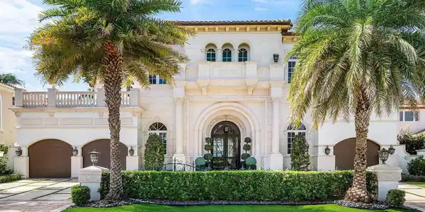 Image 3: 001-4216IntracoastalDrive-HighlandBeach-