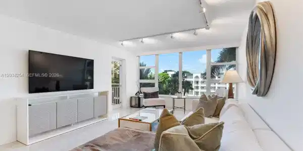 1620 S Ocean Blvd