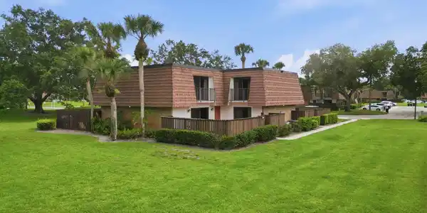 2904 SW Sunset Trace