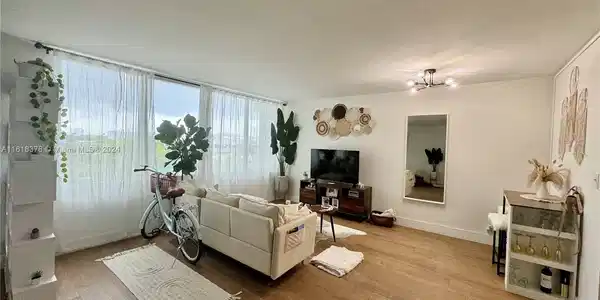 1200 West Ave