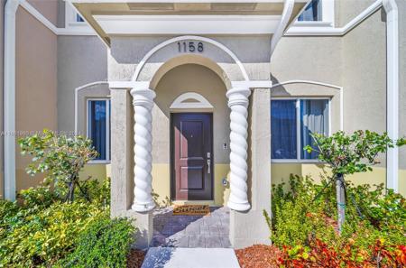 1158 SE 23rd Ave