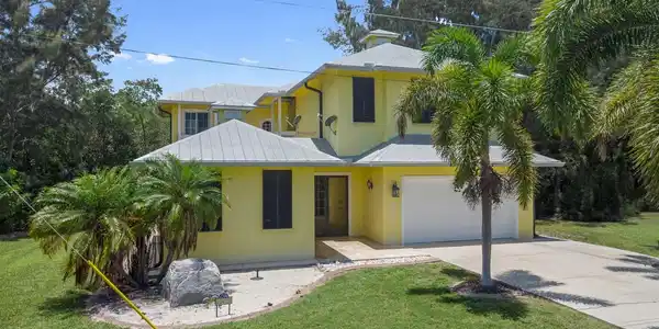 2451 S Ocean