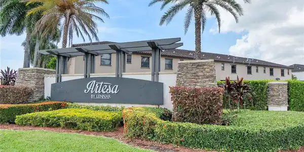 11477 SW 248th Ter