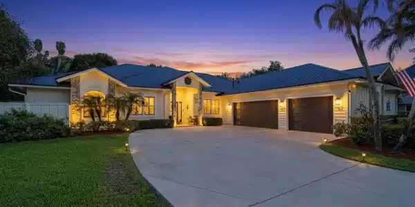 1024 SW Catalina