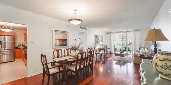 3000 S Ocean Dr
