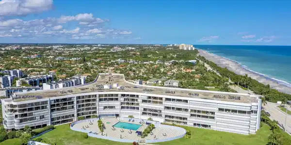 1300 S Highway A1a