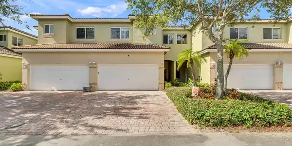 1624 SE 24th