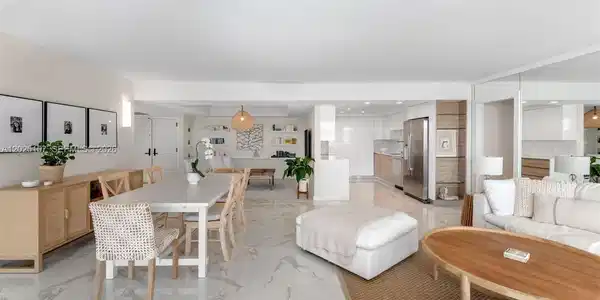 Image 2: 2021 full renovation
