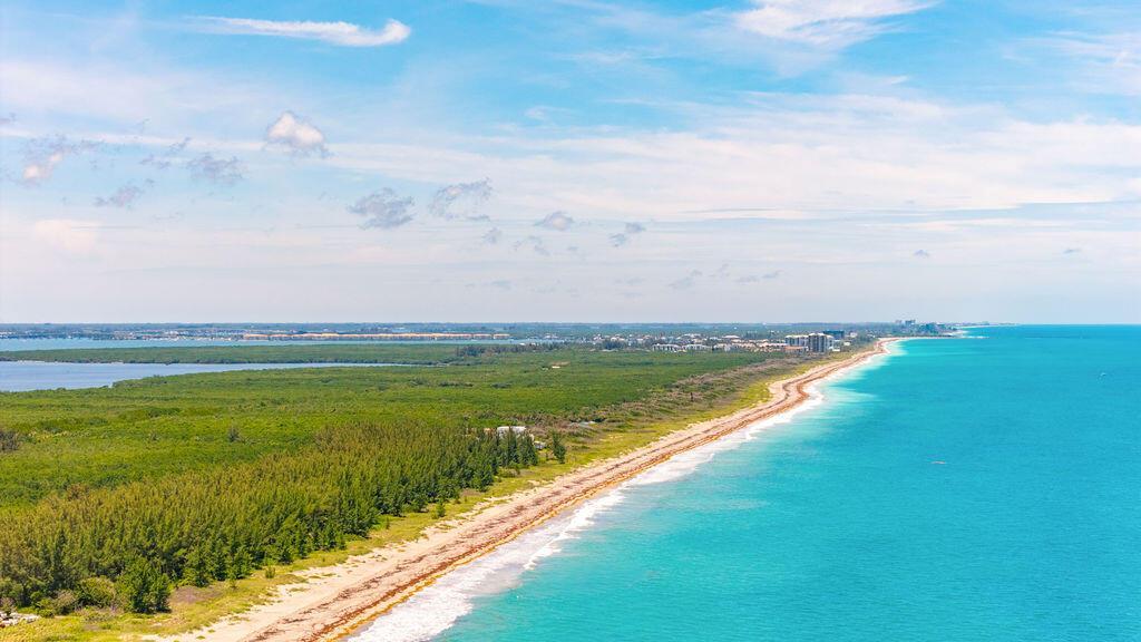 Image 2: DJI_20260609015636_0626_D