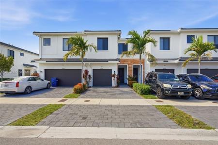 10921 SW 232nd Ter
