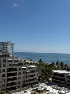 201 Crandon Blvd
