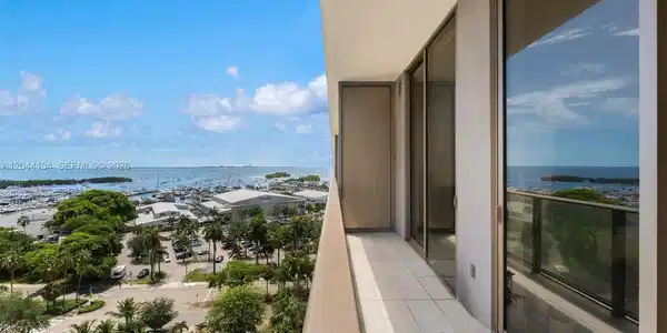 2655 S Bayshore Dr