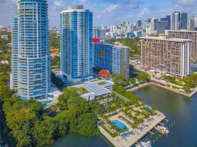 2101 Brickell Ave