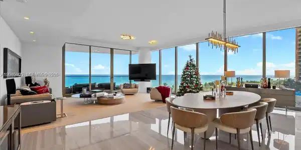 17901 COLLINS AVE