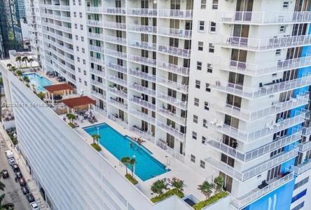 1200 Brickell Bay Dr