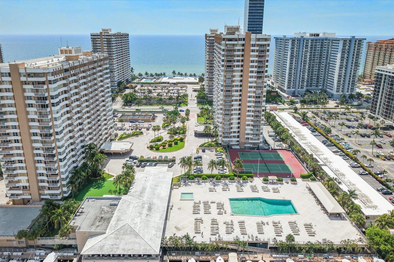 Image 1: 36-1980 S Ocean Dr APT 19A_039