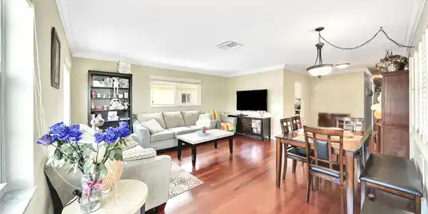 2701 Middle River
