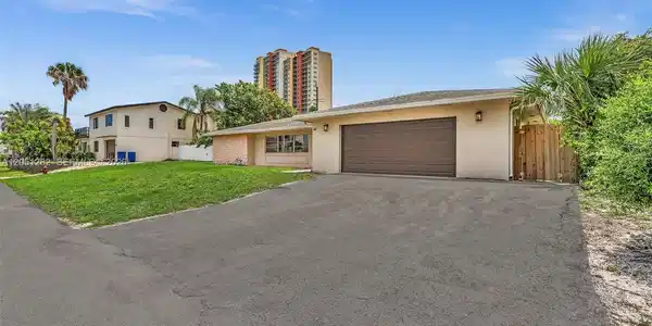 411 Wilma Cir