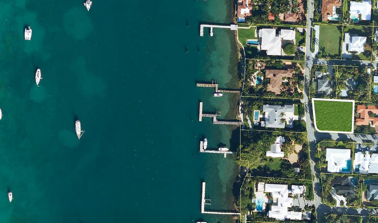 Image 2: 1421 N Lake Way Parcel Aerial