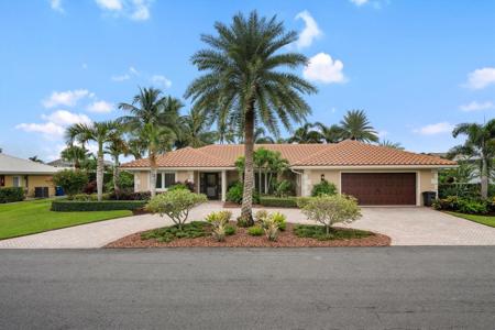 8884 SE Pelican Island