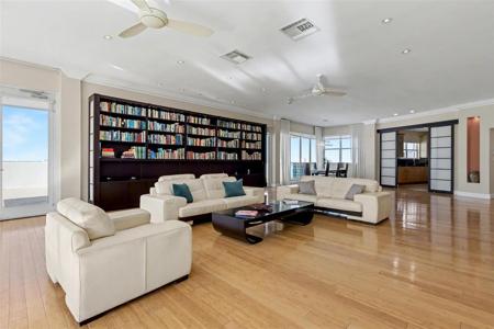3430 Galt Ocean