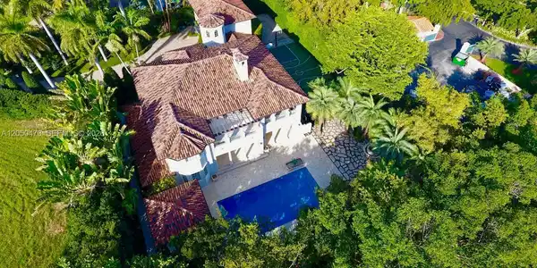 277 Marinero Ct