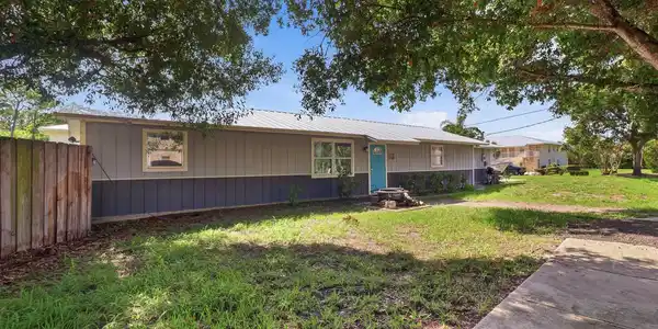 623 SW 35th