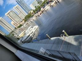 420 Poinciana Dr Unit 1712