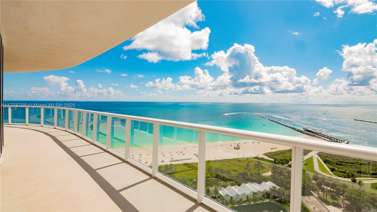 Image 4: Wrap Around Balcony