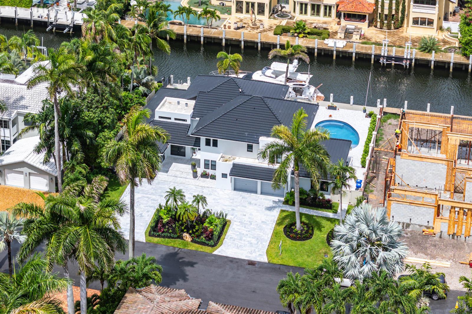 Image 3: 092-425CoralWay-FortLauderdale-FL-33301-