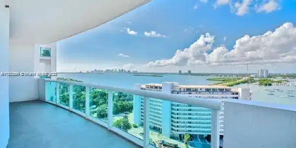 7900 Harbor Island Dr Unit 1520