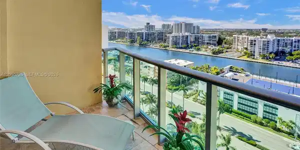 2501 S Ocean Dr