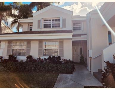 2253 SE 27 dr