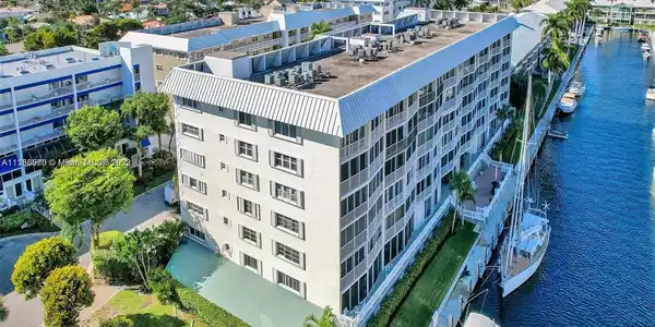 3101 NE 47th Ct Unit 604