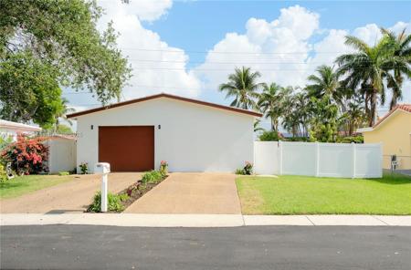 205 SE 4th St