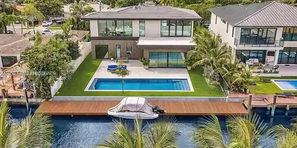 13045 Coronado Ter