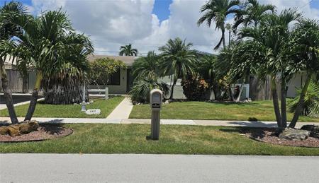 9371 Nassau Dr