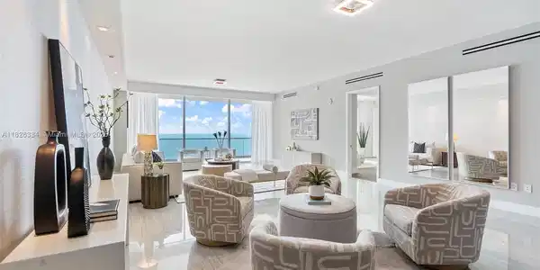 10203 Collins Ave