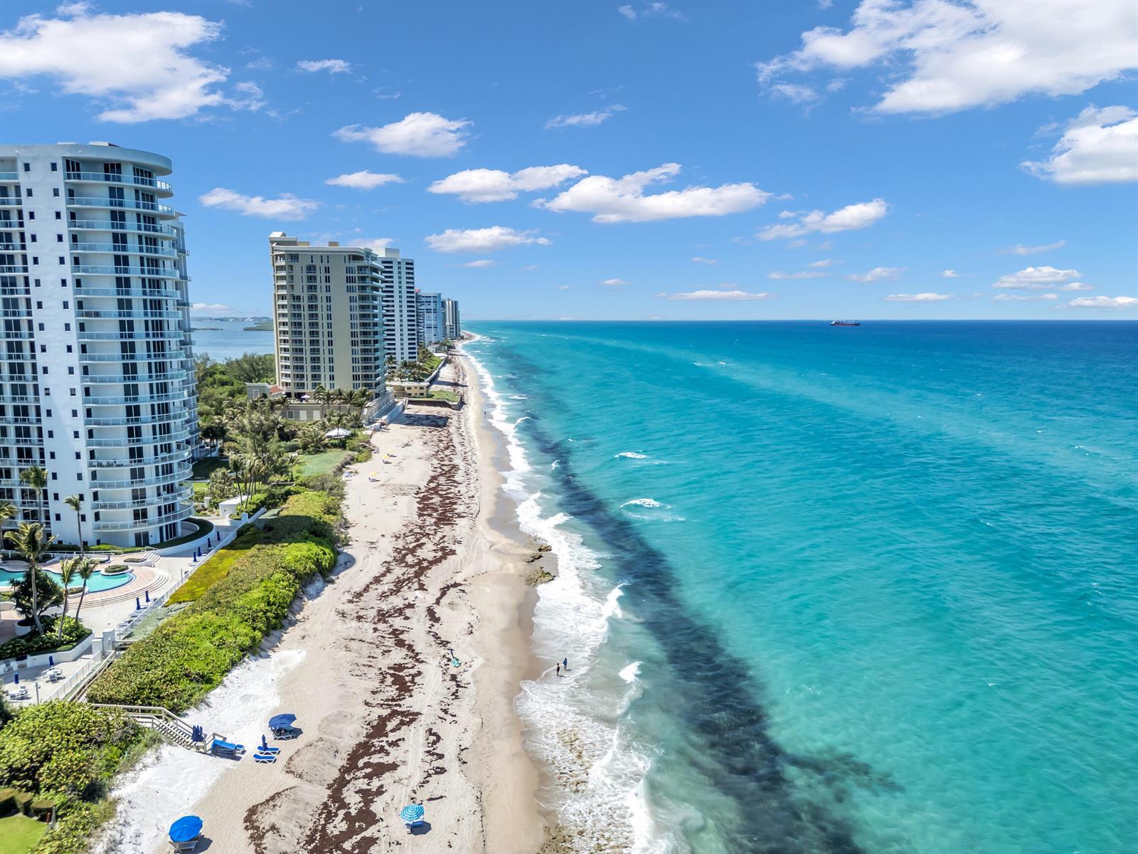 Image 4: Aerial Beach View