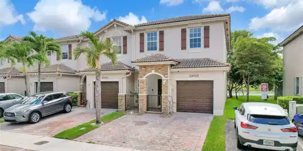 22019 SW 92nd Pl